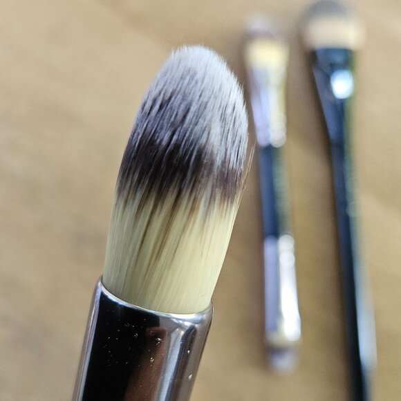 Borghese and Lancome Foundation and concealer brush set of 3 - Picture 3 of 5